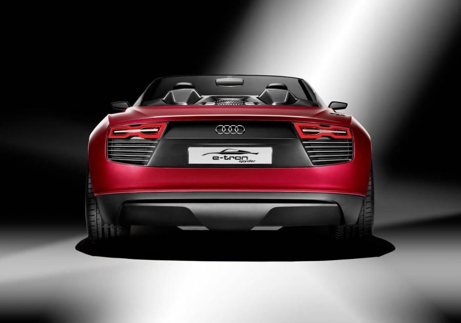  Audi e-Tron Spyder Concept 2010 года  (фото 104 из 105)